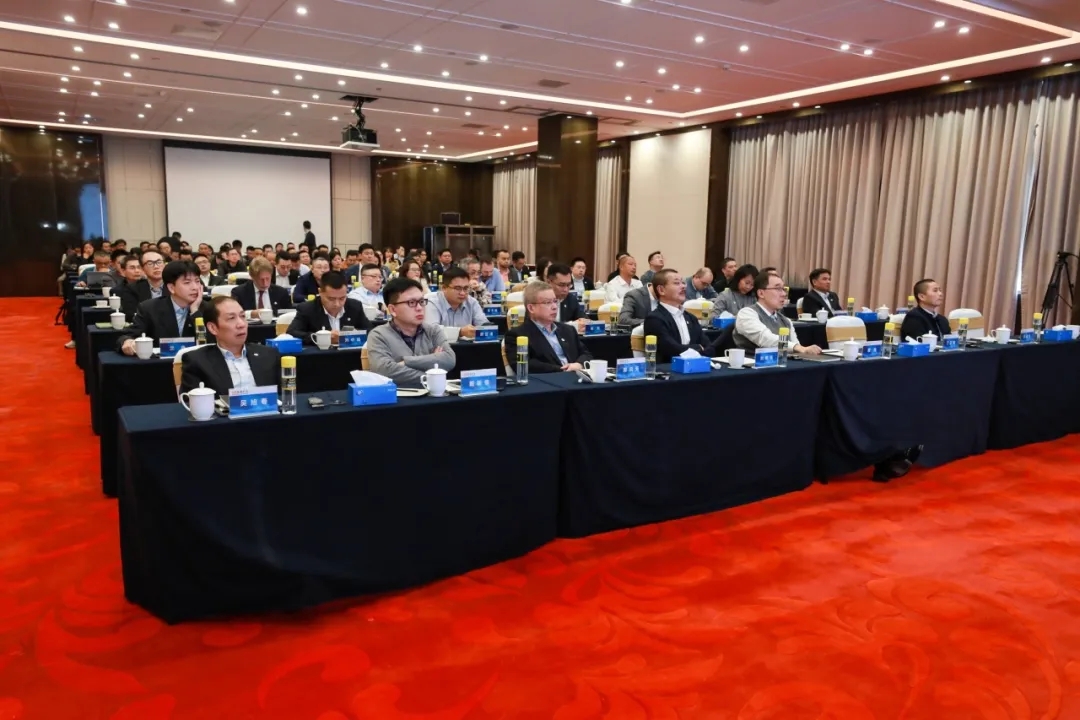 善戰(zhàn)·破局·增長——海南礦業(yè)召開2025年度工作會(huì)議